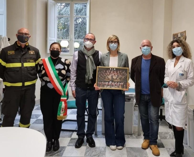 Donati 2mila euro a oncologia