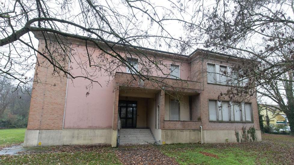 Un presidio sanitario nelle ex elementari Il piano è in Regione