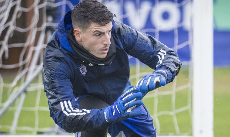 Il Cagliari ritrova Cragno e Godin, ciao Farias