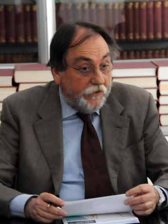 Riccardi ci riprova e passa all’attacco: «Insieme ai 5 Stelle per battere Persiani» 