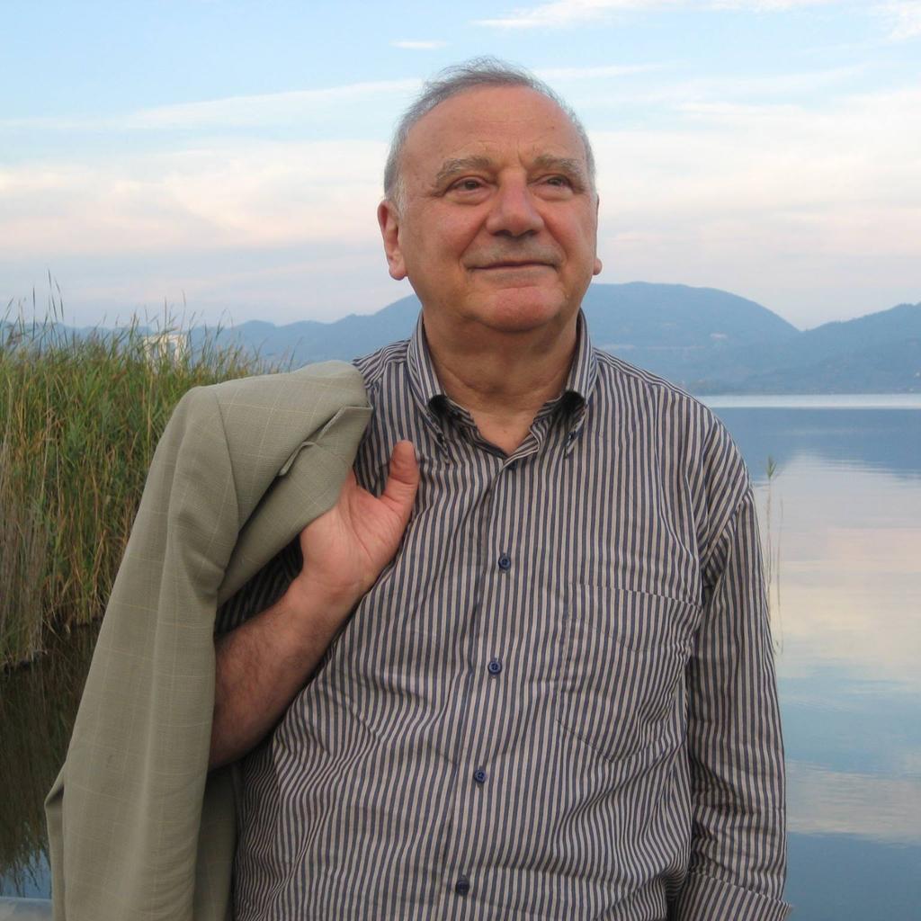 Il professor Pier Luigi Maffei