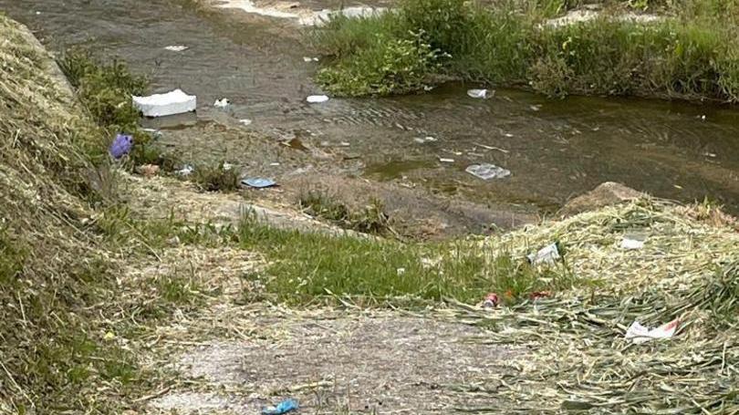 Mercato settimanale rifiuti abbandonati Lettera di richiamo ai venditori ambulanti