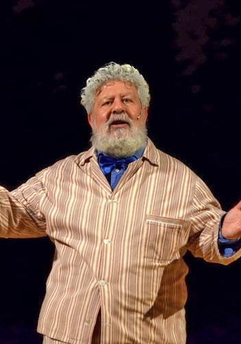 “Parenti serpenti” Spettacolo d’apertura al teatro Metropolitan