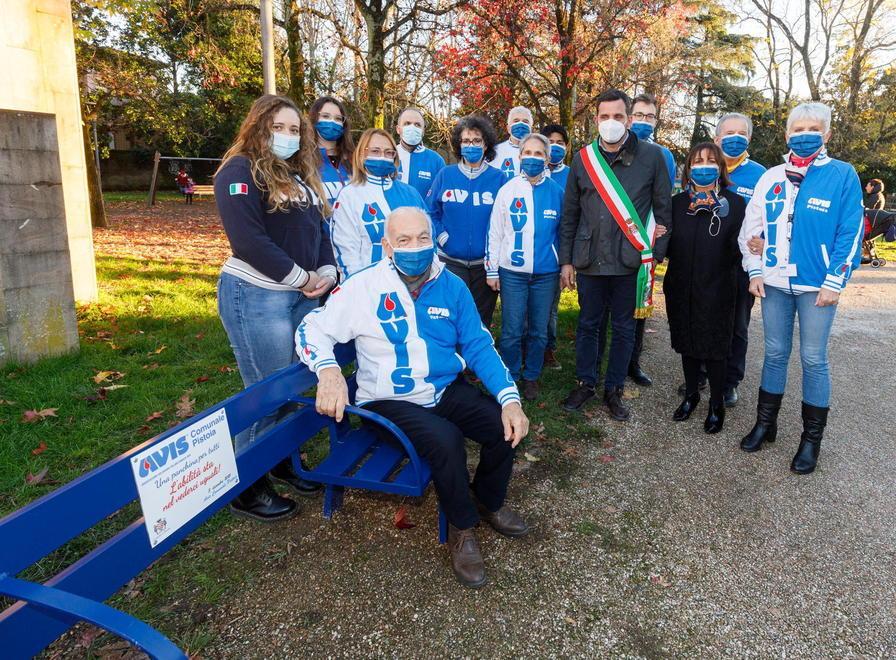 Ecco la “panchina inclusiva”