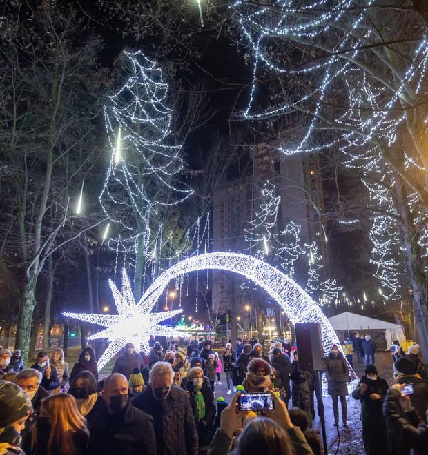 «Ferrara sarà la città più luminosa a Natale» Turisti però in pausa 