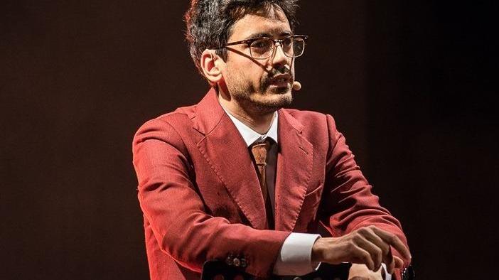 La comicità di Lundini sbanca il Metropolis