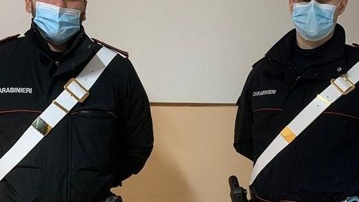 In giro con la droga e una mazza da baseball Tre giovani denunciati
