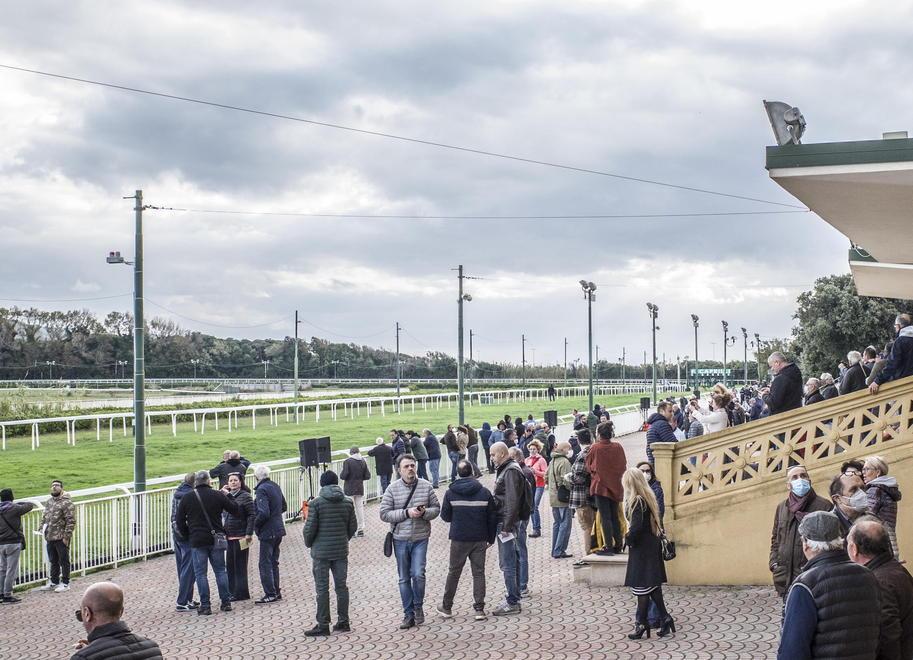 Ippodromo, il maltempo fa saltare la festa 