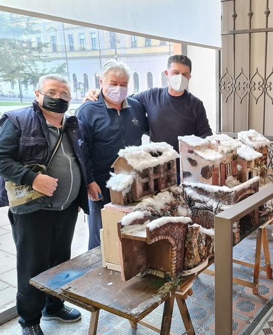 Il presepe di Fossalta è tornato in municipio 