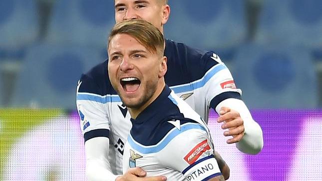 La Lazio di Sarri rinasce a Marassi sulle ali di “re” Ciro