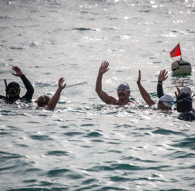 I Messaggeri del Mare sfidano l’acqua gelata 