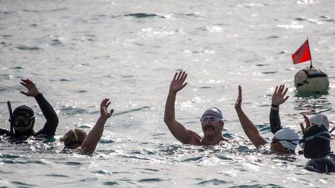 I Messaggeri del Mare sfidano l’acqua gelata