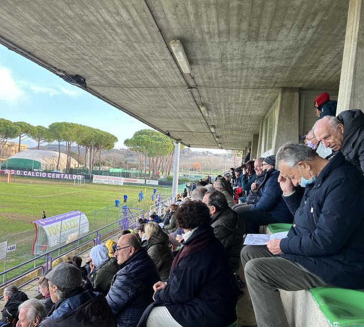In centinaia allo stadio per il derby la vittoria va al Castelfiorentino