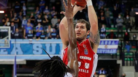 Milano espugna Brindisi, la Virtus Bologna risponde