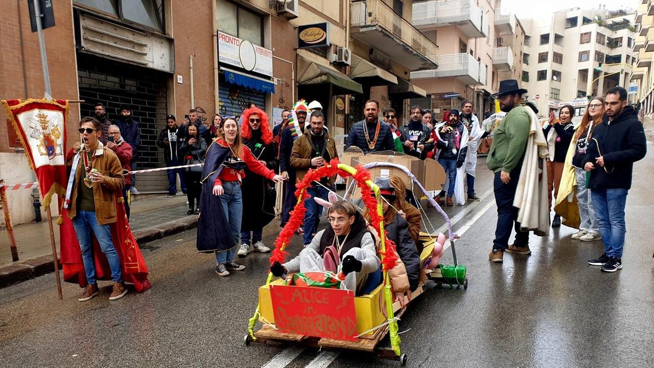 La pioggia non ferma i “Carruzzi”