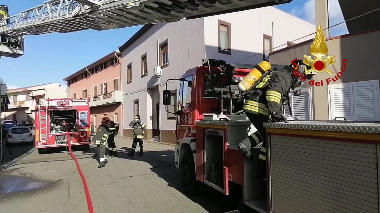 Capoterra, incendio in un appartamento: muore un cagnolino