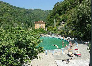 La terme di Equi: le piscine non sono comprese nell’asta