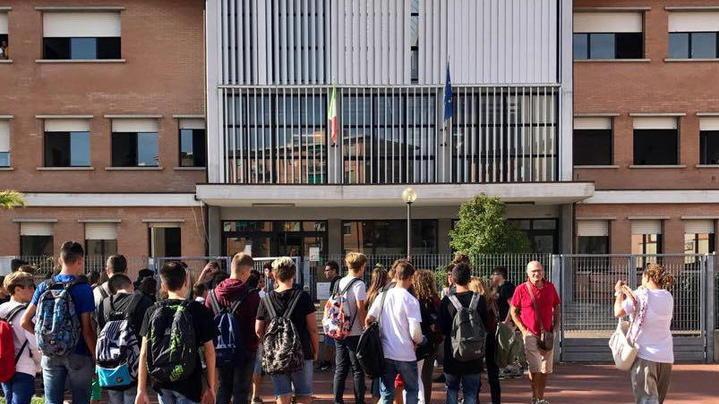 Preside unico per le superiori No dei docenti alla Provincia