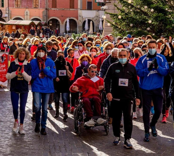In 178 alla Passeggiata di Bino Sei chilometri lungo il centro