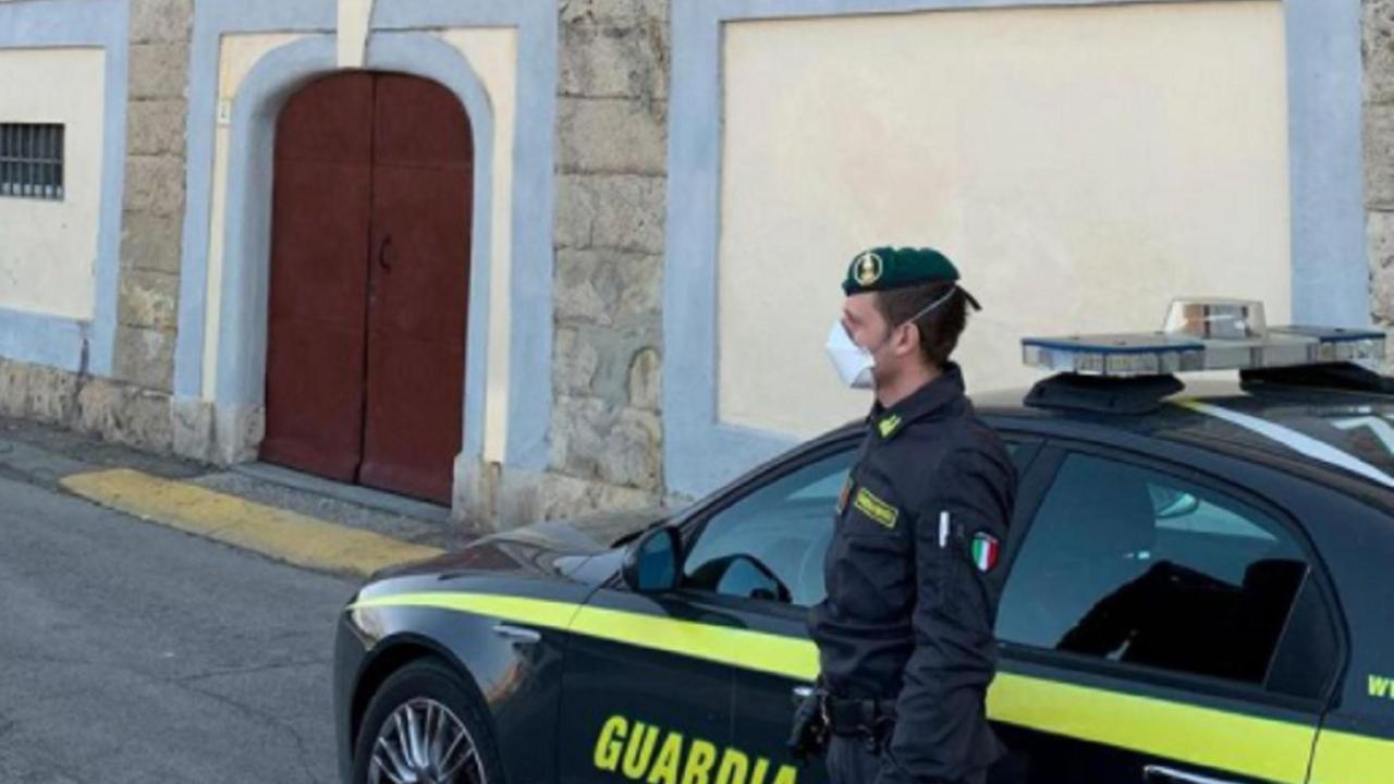 Un militare della guardia di finanza (foto d'archivio)