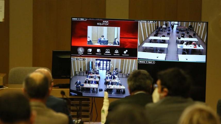 Un gruppo di avvocati durante un corso