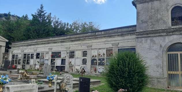 L’ala più vecchia del cimitero va abbattuta per fessurazioni 