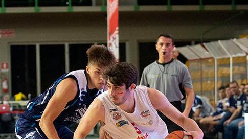 Stasera il Bc Lucca affronta l’Arezzo e in caso di successo può accedere ai playoff