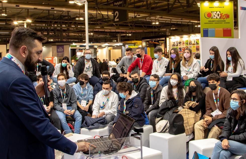 Ursa, missione green trasmessa agli studenti 