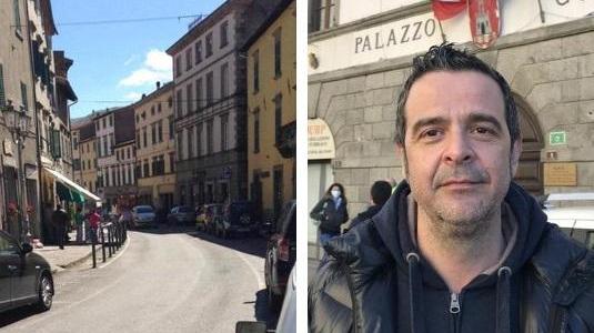 Corso Nasini a Castel del Piano (foto d'archivio) e, a destra, il sindaco Michele Bartalini
