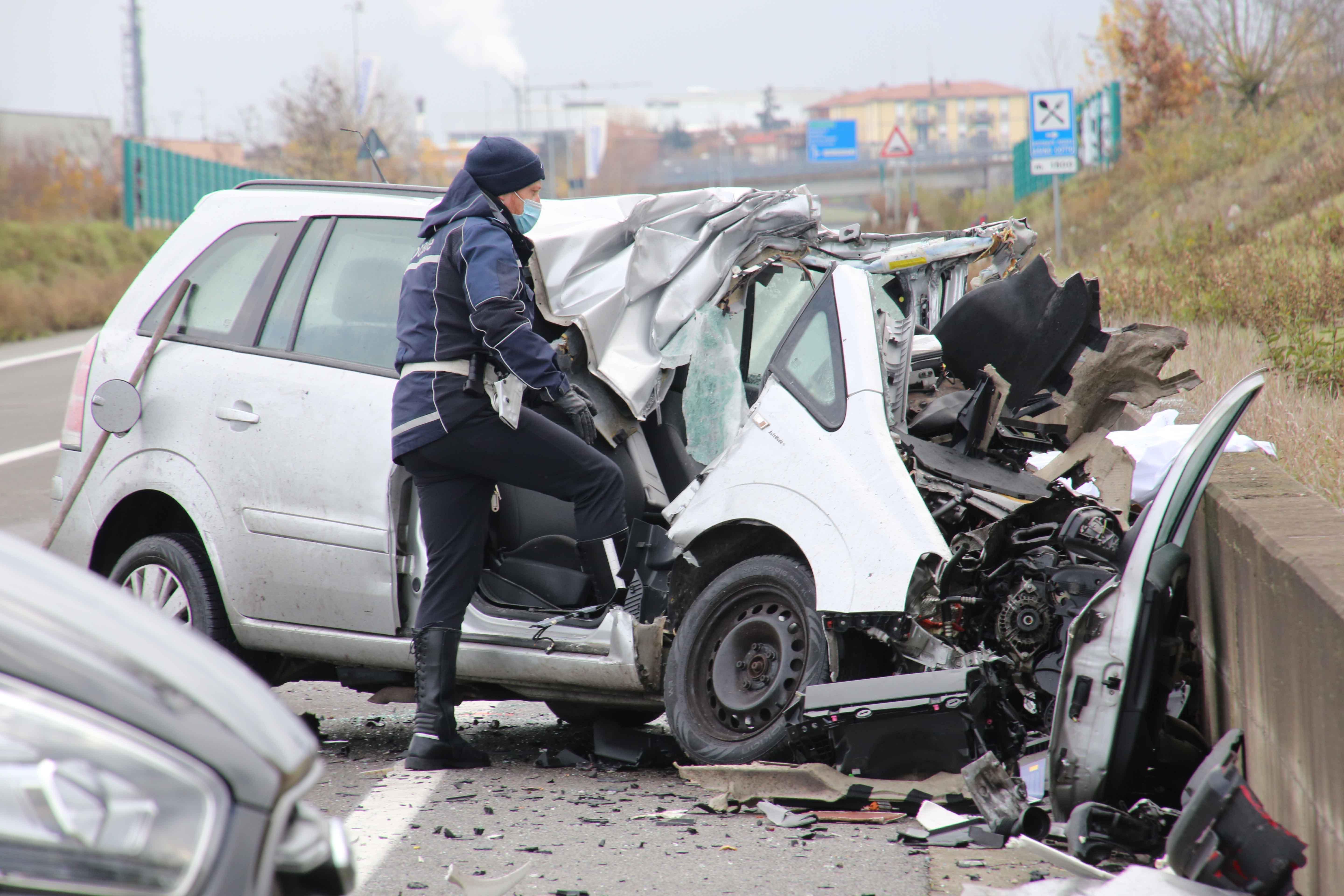 Tragico incidente stradale a Scandiano, morto Silvano Ferri