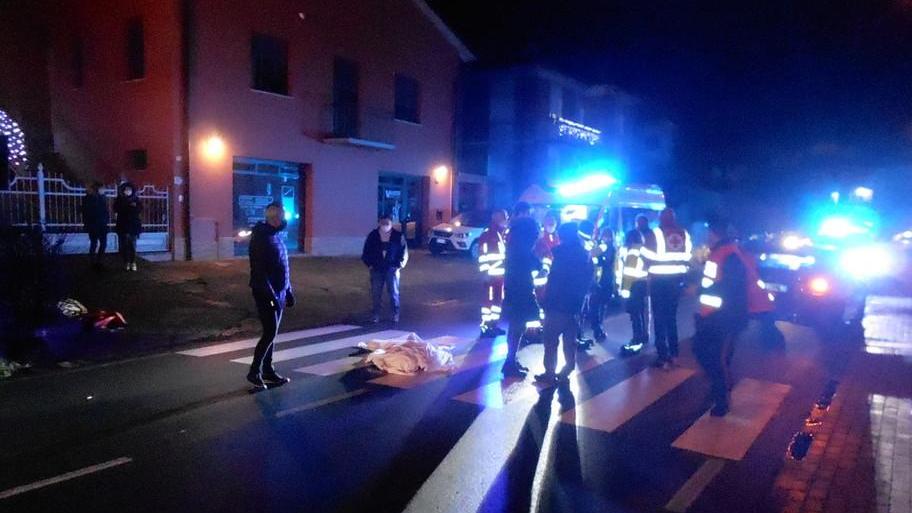 Investito e ucciso mentre attraversa la strada