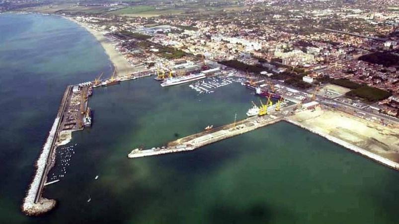 Porto, il prof ai ministri «Stop all’ampliamento»
