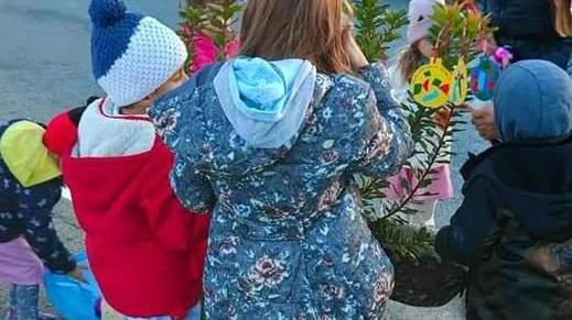 Albinia punta sui bimbi Ci sono i loro addobbi nelle strade del centro