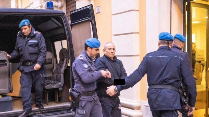 Zocca. Rainone dopo l'ergastolo per doppio omicidio va a processo anche per stalking