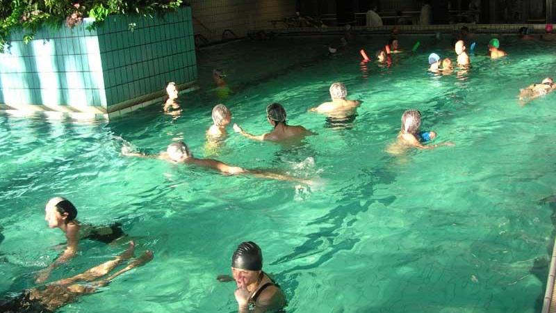 In acqua per sentirsi in pace con se stessi, Porretta, il potere delle terme e del bosco