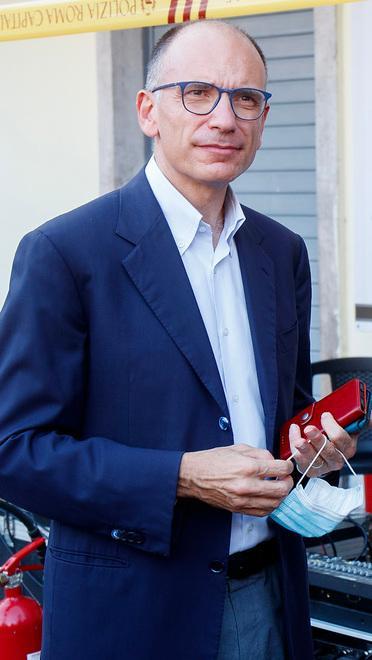 Letta a Lucca per placare le correnti Pd, ma i dem ora temono Del Ghingaro 