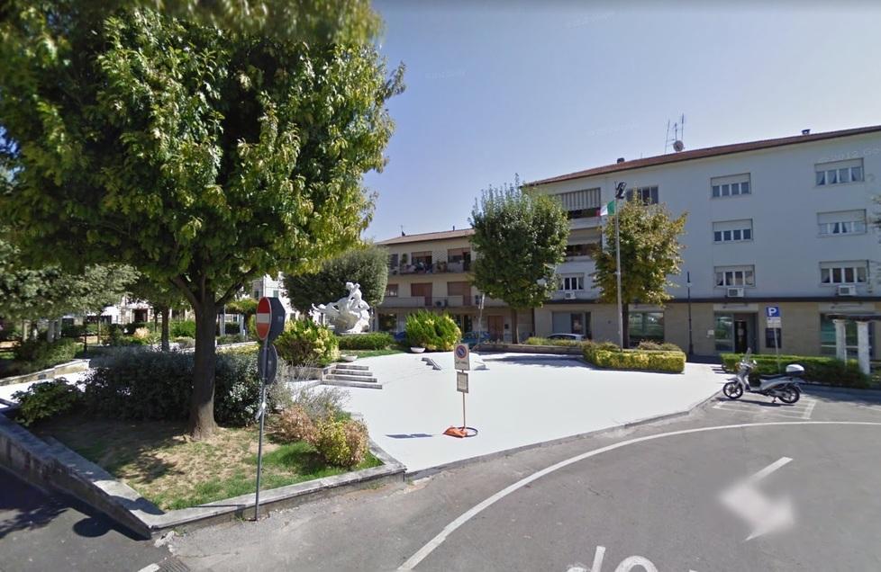 Alessandrini pensa alla sistemazione delle piazze di Querceta