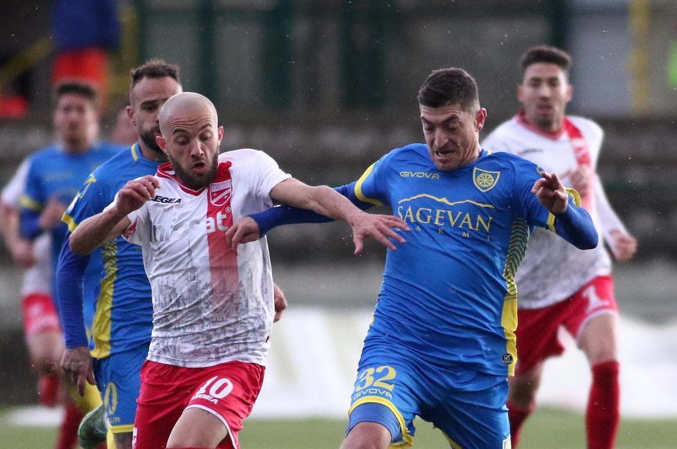 Carrarese, settimana clou tra terza della classe e derby 