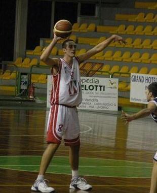 Bama senza fatica spazza via Livorno 