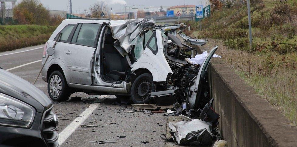 Schianto tra auto e tir sulla variante morto sul colpo Silvano Ferri, 70 anni 