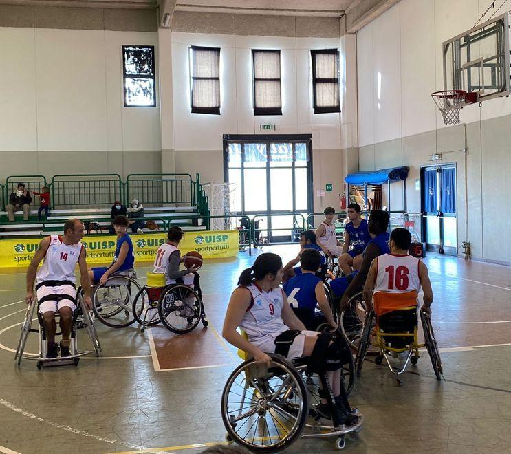 Asdre, buonissima la prima la squadra reggiana batte nettamente la Briantea 