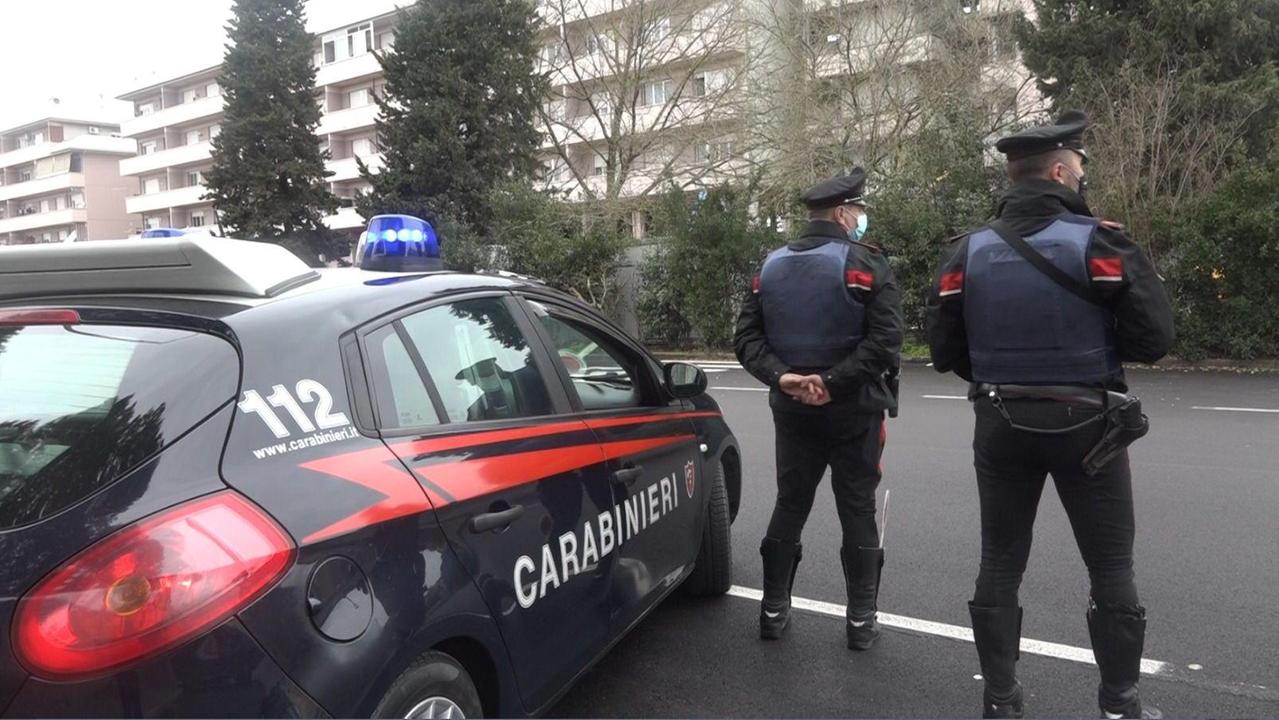 Ai clienti il parrucchiere consigliava l'appoggio degli usurai: lo dicono le carte dell'inchiesta