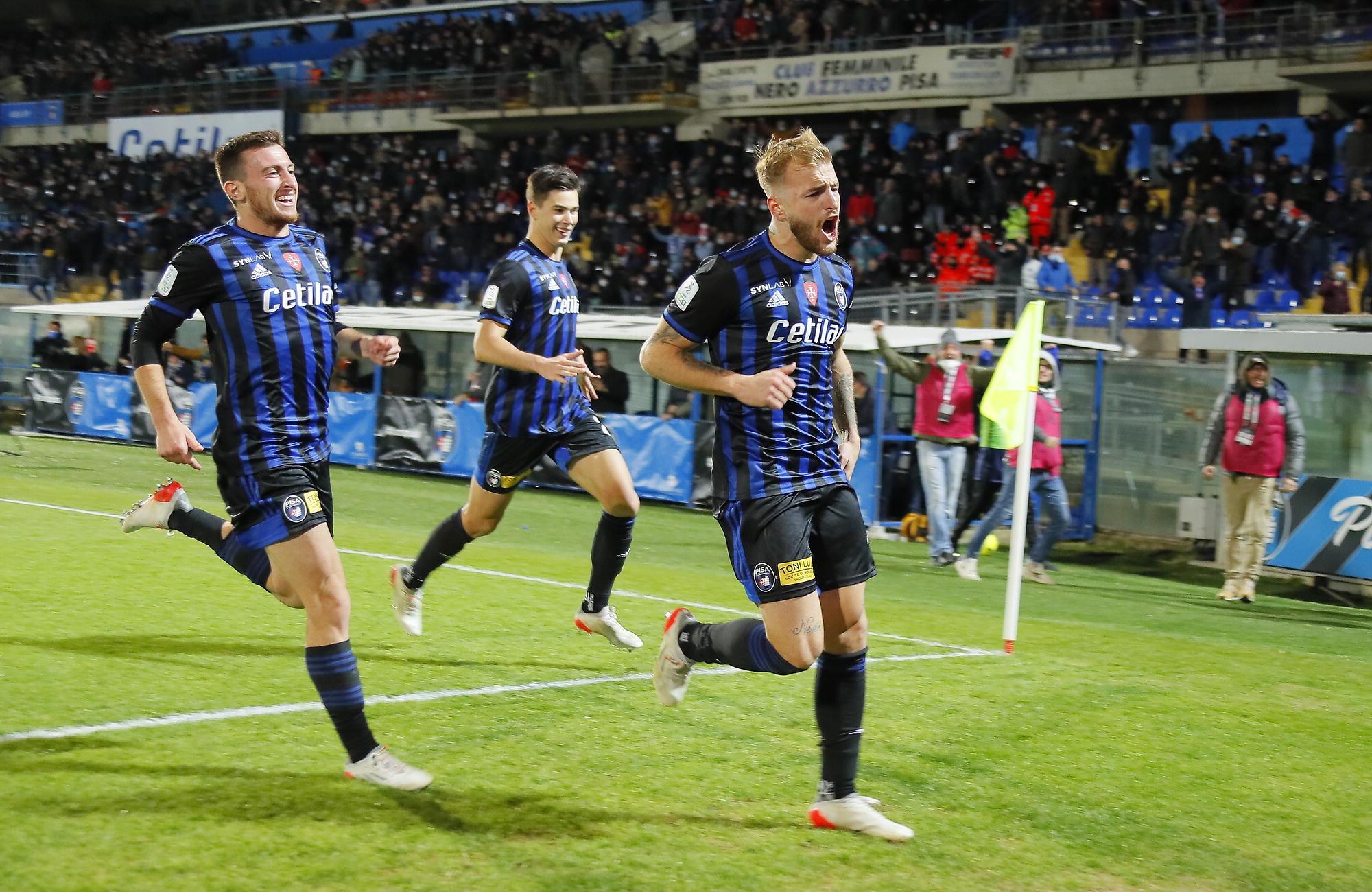 L'esultanza di Sibilli dopo il gol