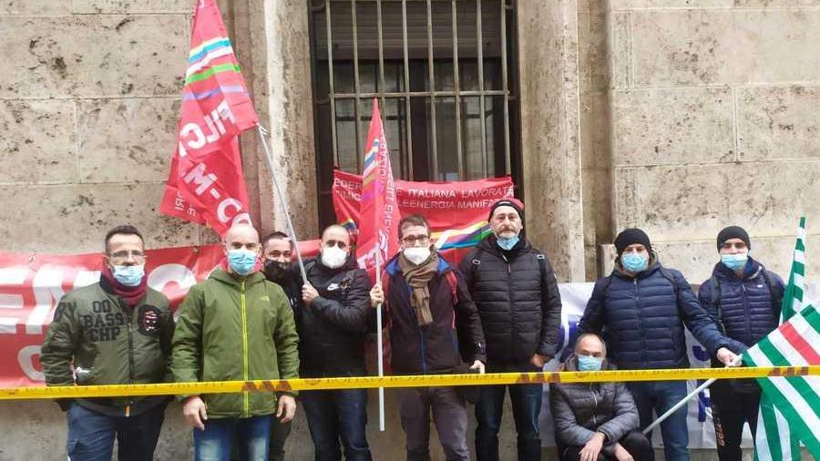 Sanac, un presidio davanti al ministero e nuovo bando di gara