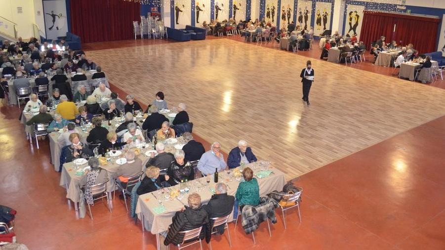 Auser, in 123 al pranzo degli auguri