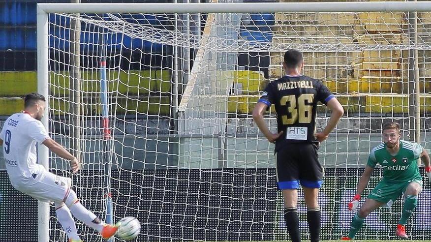 Dalla promozione a braccetto alle proteste dello scorso torneo