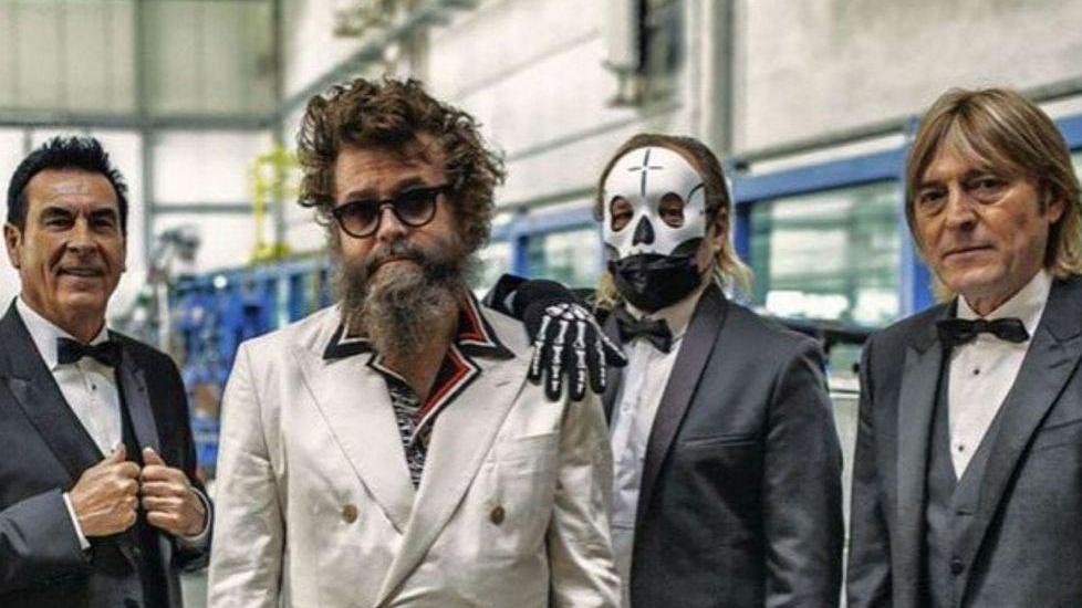Per chiudere l’anno Neri Marcorè, il jazz ed Extraliscio in piazza