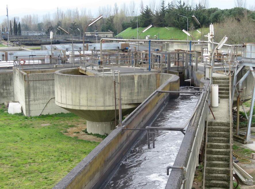 Lo stop all’aumento degli scarichi idrici fa infuriare gli industriali tessili pratesi 