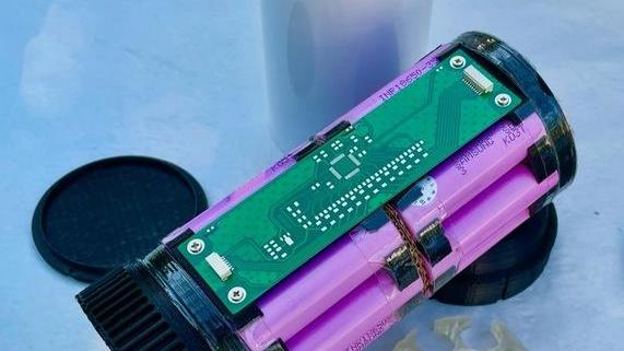 Ecco “WonderBoost” la batteria per e-bike assemblata da disabili