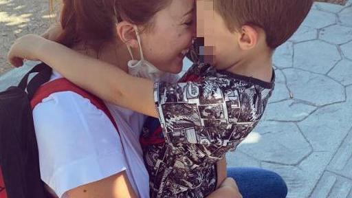 Novellara, il padre si oppone alla sentenza: la mamma deve tornare senza Leo